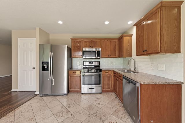 19710 Twin Canyon Court, Katy, TX 77450