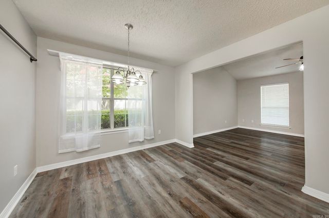 34 Crosswind Cove, Ward, AR 72176