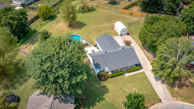 34 Crosswind Cove, Ward, AR 72176