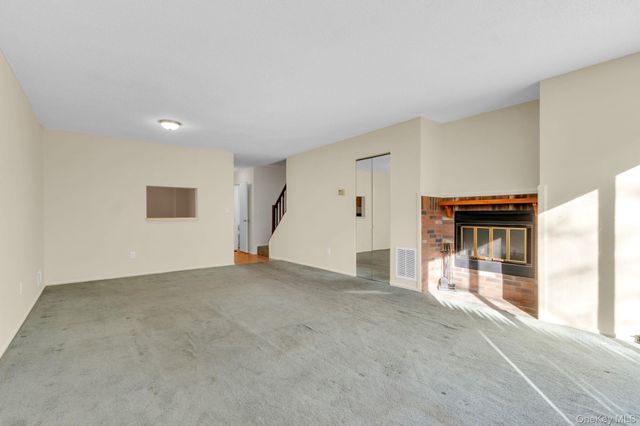 1 Juniper Court, Peekskill, NY 10566