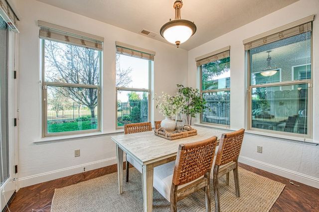 11384 N Via Montessori Drive, Fresno, CA 93730