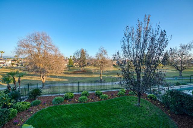 11384 N Via Montessori Drive, Fresno, CA 93730