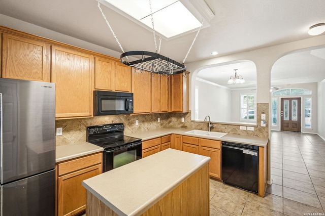 544 Foxford Run, Schertz, TX 78108