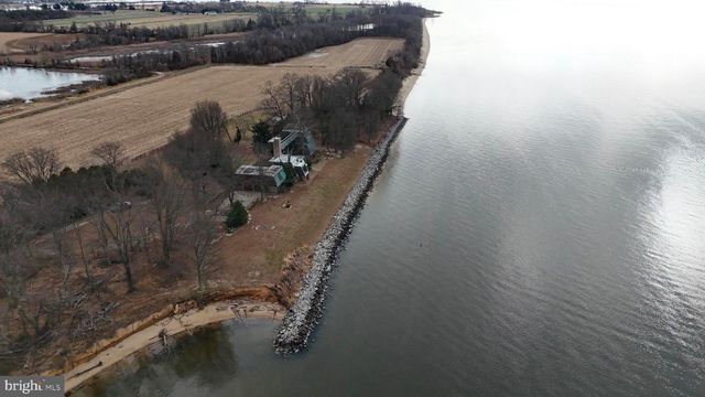 6520 SWAN CREEK RD, Rock Hall, MD 21661