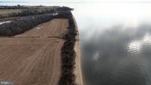 6520 SWAN CREEK RD, Rock Hall, MD 21661