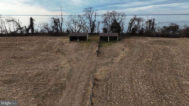 6520 SWAN CREEK RD, Rock Hall, MD 21661