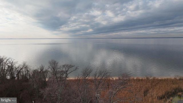 6520 SWAN CREEK RD, Rock Hall, MD 21661