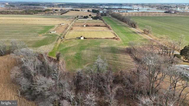 6520 SWAN CREEK RD, Rock Hall, MD 21661