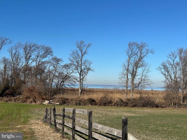 6520 SWAN CREEK RD, Rock Hall, MD 21661