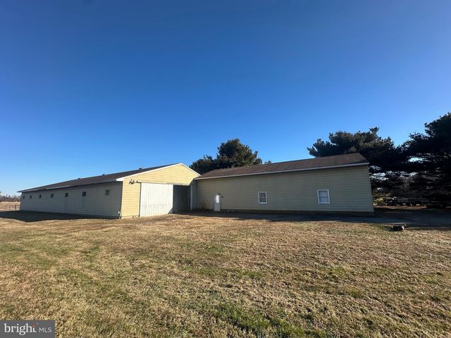 6520 SWAN CREEK RD, Rock Hall, MD 21661
