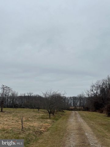 6520 SWAN CREEK RD, Rock Hall, MD 21661