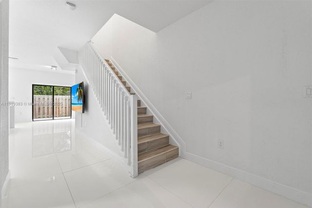 20628 NE 7th Pl 20628, Miami, FL 33179