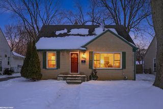 24660 Kipling Street, Oak Park, MI 48237