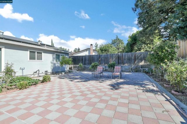 2353 Silver Creek Cir, Antioch, CA 94509