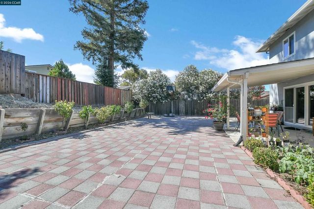 2353 Silver Creek Cir, Antioch, CA 94509