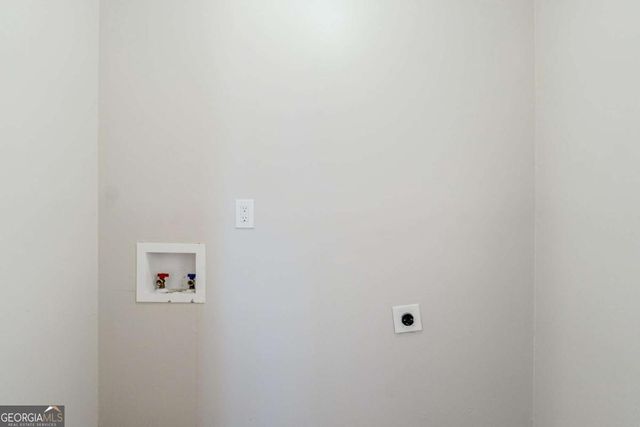 2419 Leslie Brook Drive, Decatur, GA 30035