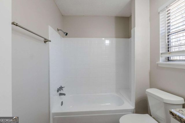 2419 Leslie Brook Drive, Decatur, GA 30035