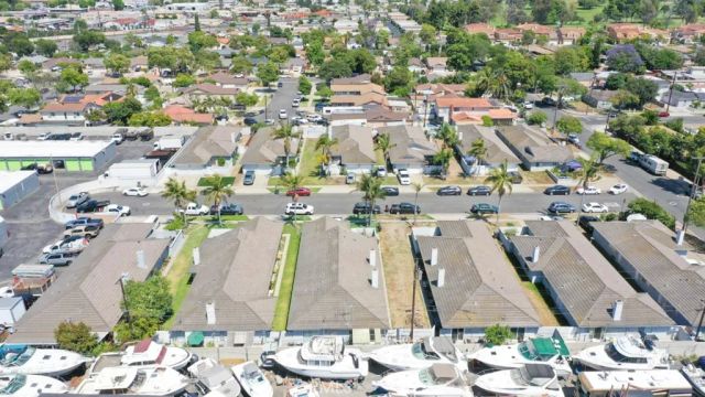 1314 N Bewley Street, Santa Ana, CA 92703