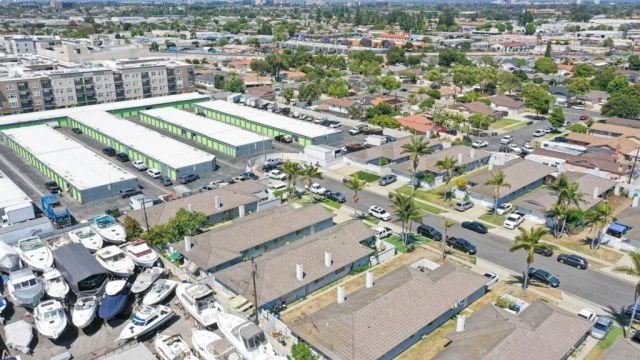 1314 N Bewley Street, Santa Ana, CA 92703