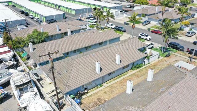 1314 N Bewley Street, Santa Ana, CA 92703