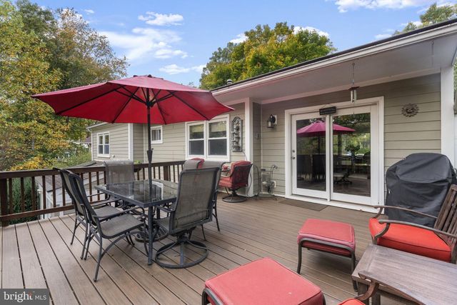 9303 SWINBURNE CT, Fairfax, VA 22031