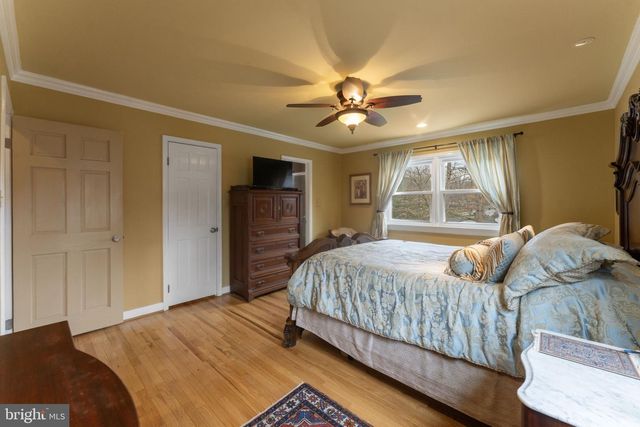 9303 SWINBURNE CT, Fairfax, VA 22031