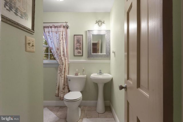 9303 SWINBURNE CT, Fairfax, VA 22031