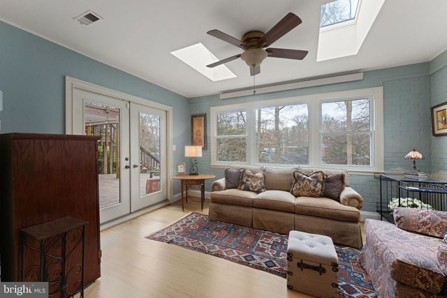 9303 SWINBURNE CT, Fairfax, VA 22031