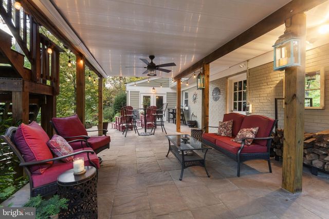 9303 SWINBURNE CT, Fairfax, VA 22031