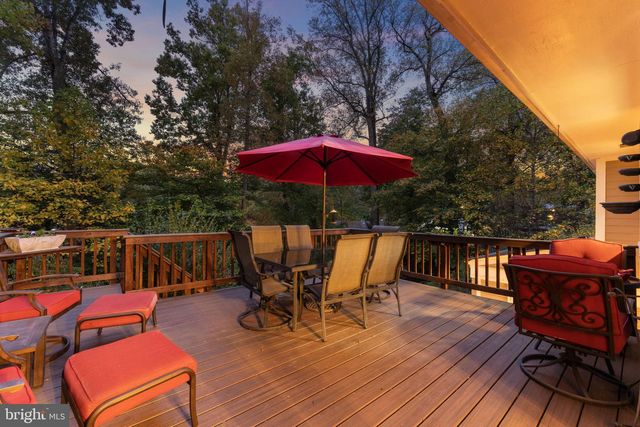 9303 SWINBURNE CT, Fairfax, VA 22031