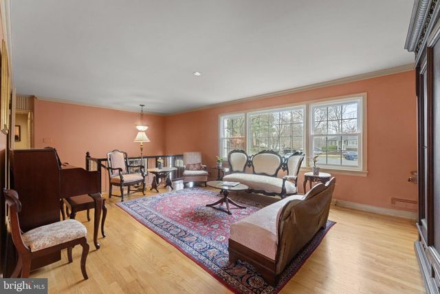 9303 SWINBURNE CT, Fairfax, VA 22031