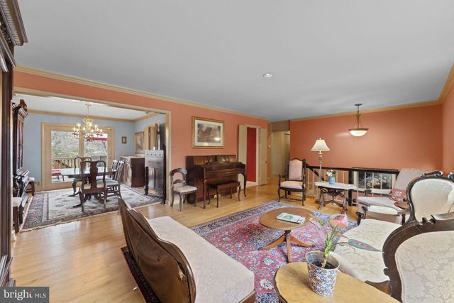 9303 SWINBURNE CT, Fairfax, VA 22031