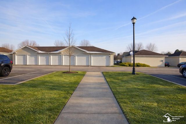 884 Plum Park Drive, Raisinville Twp, MI 48161