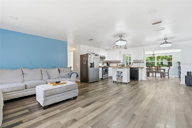 1609 CLEARVIEW AVENUE, Clearwater, FL 33756
