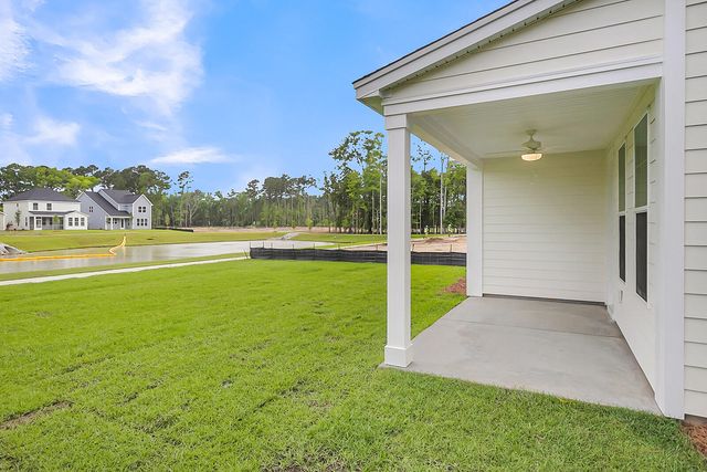 215 Crosswick Street, Summerville, SC 29483