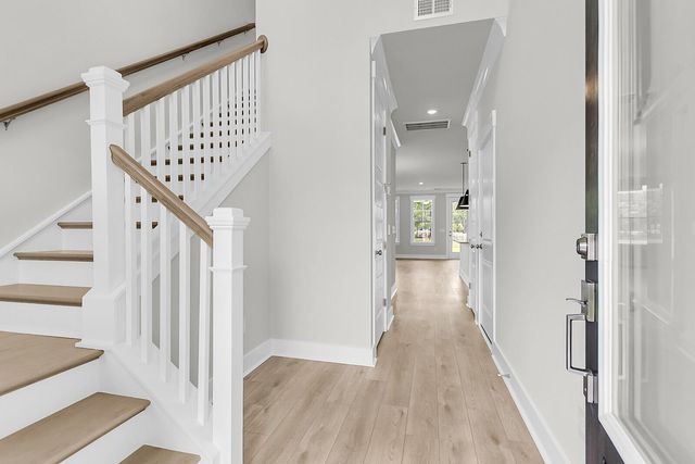 215 Crosswick Street, Summerville, SC 29483