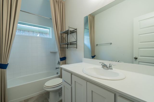 260 Tallgrass Drive, Lavon, TX 75166