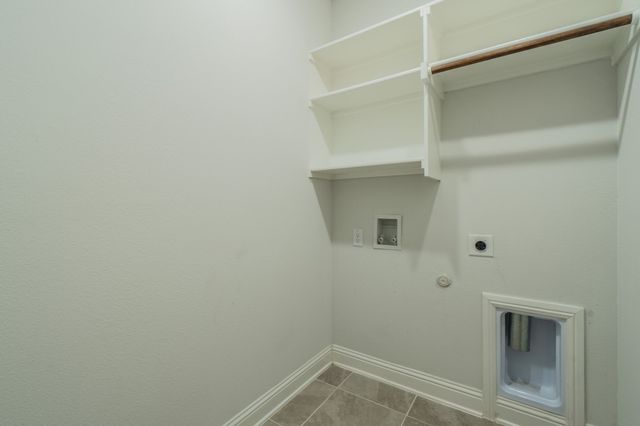 260 Tallgrass Drive, Lavon, TX 75166