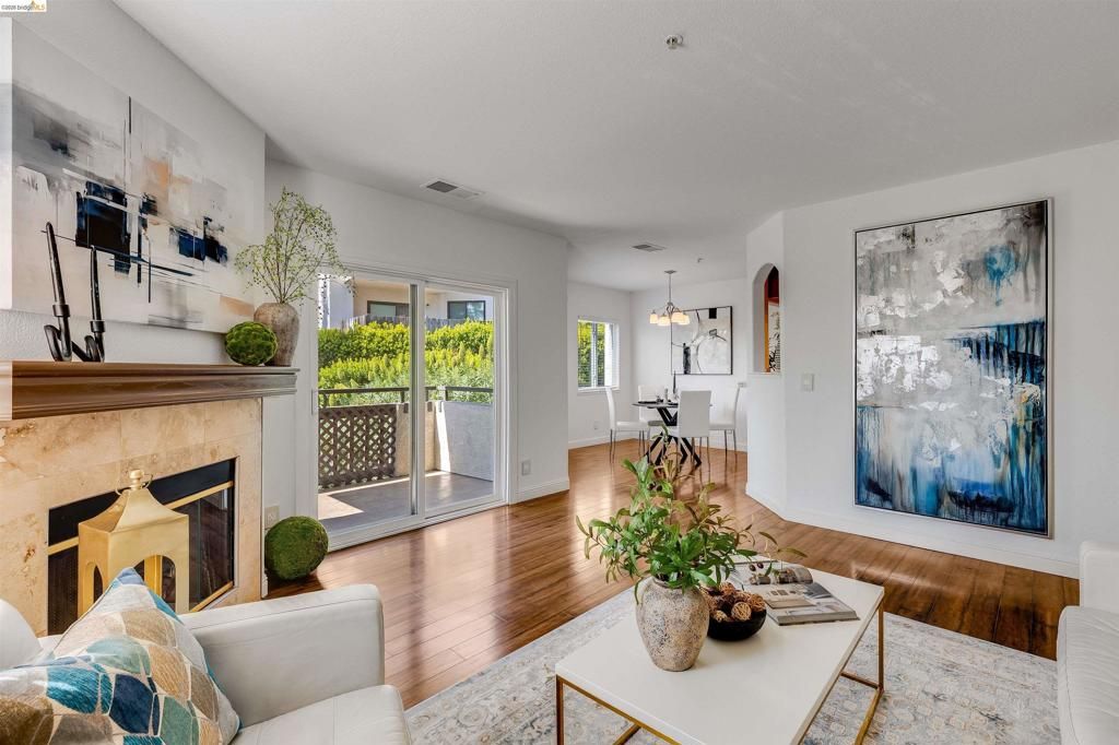 Image 12 of property listing at 21103 Gary Dr 116E, Hayward, CA 94546