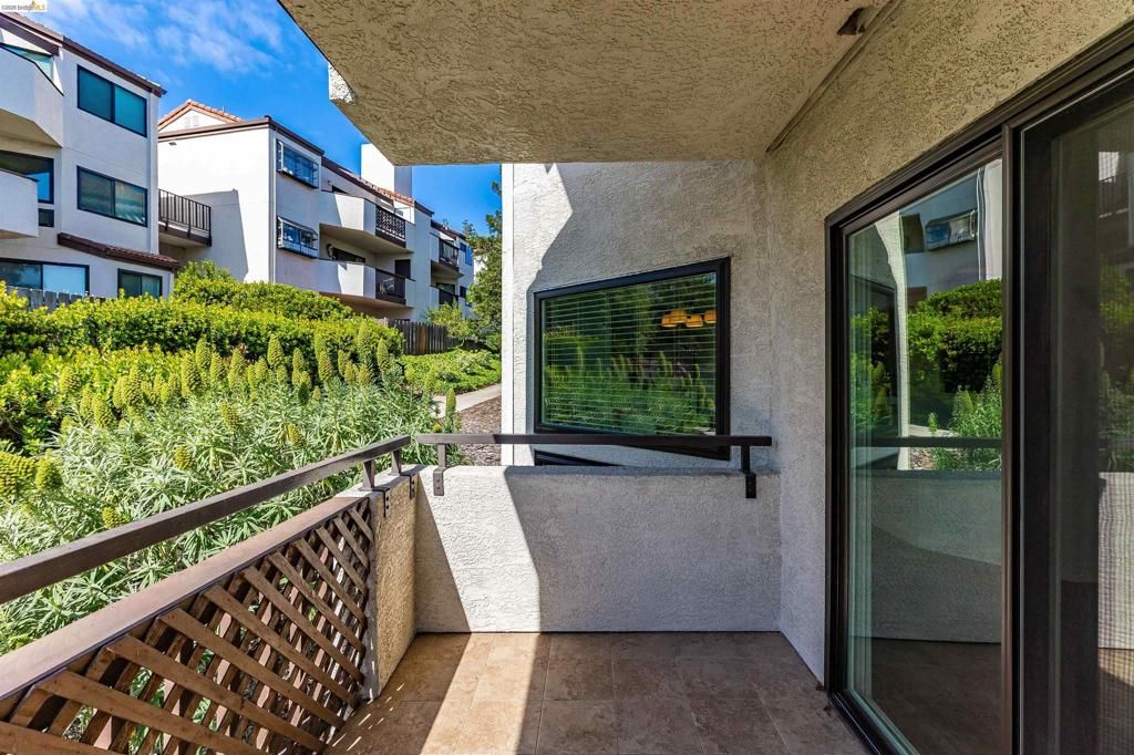 Image 15 of property listing at 21103 Gary Dr 116E, Hayward, CA 94546