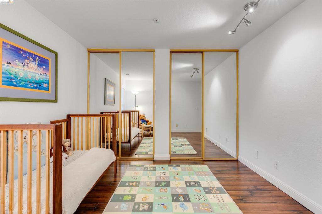 Image 23 of property listing at 21103 Gary Dr 116E, Hayward, CA 94546
