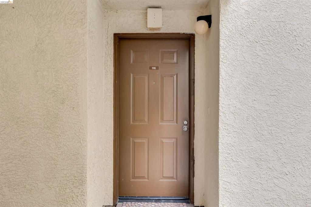 Image 3 of property listing at 21103 Gary Dr 116E, Hayward, CA 94546