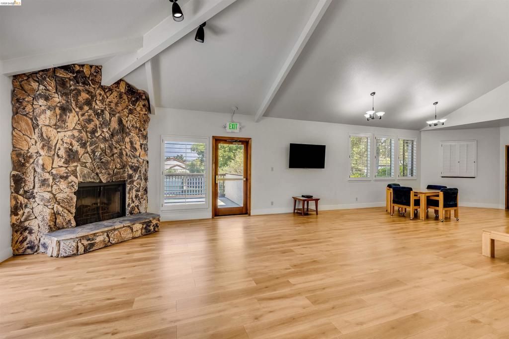 Image 43 of property listing at 21103 Gary Dr 116E, Hayward, CA 94546