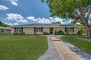 709 Westbrook Drive, Plano, TX 75075