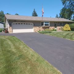 12620 Pineview Trail, Dayton, MN 55327