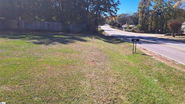 709 Staunton Bridge Road, Greenville, SC 29611