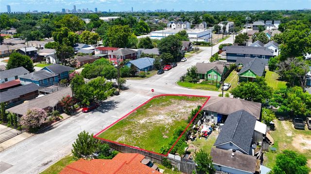 1401 Amundsen Street, Houston, TX 77009