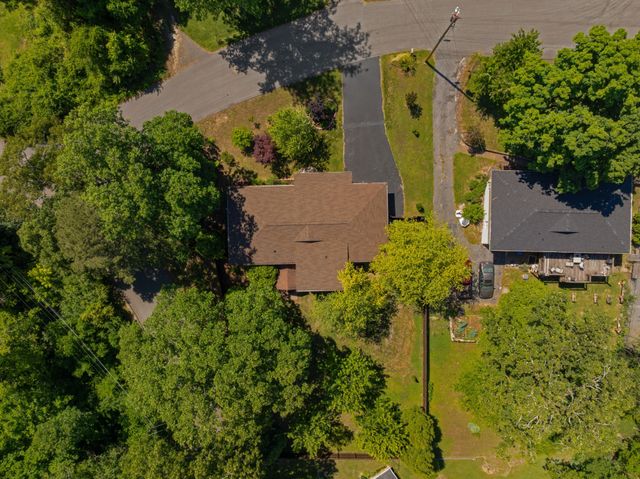 3900 Laird Lane, Chattanooga, TN 37415