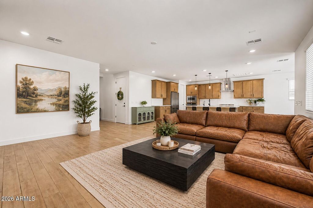 40234 N ALEGRE Drive, San Tan Valley, AZ 85140