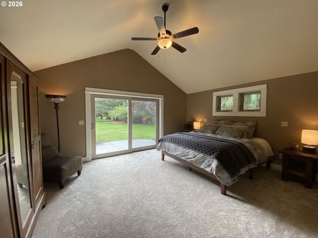 31860 Sw PEACH COVE Rd, West Linn, OR 97068